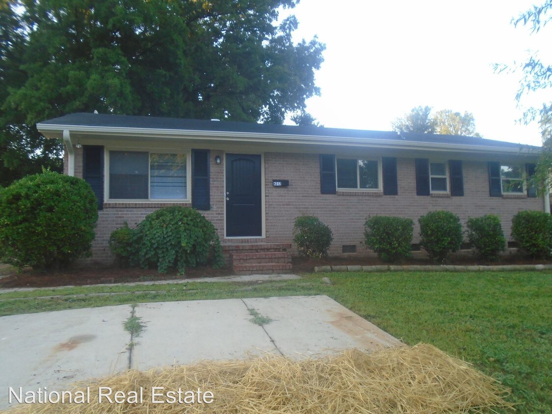 Primary Photo - 4312 Colebrook Rd