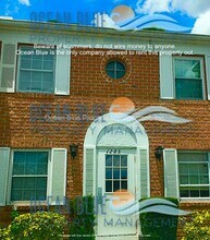 Building Photo - 1285 85th Terrace N