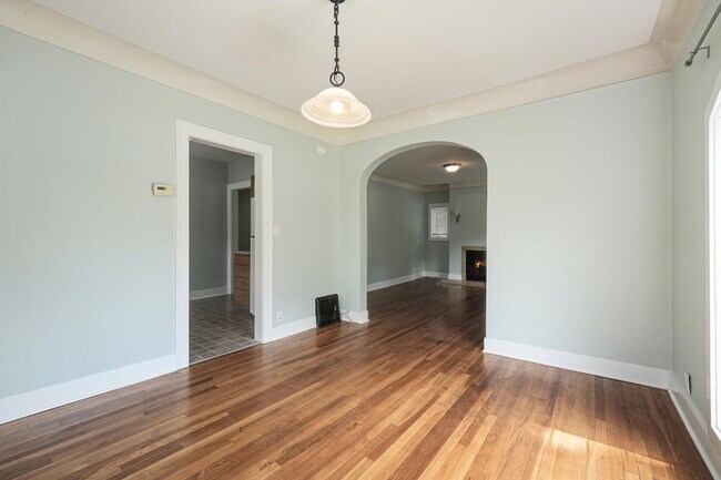 Foto del edificio - 455 Cedar St NE
