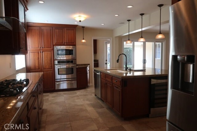 Building Photo - 1419 E Madison Ave