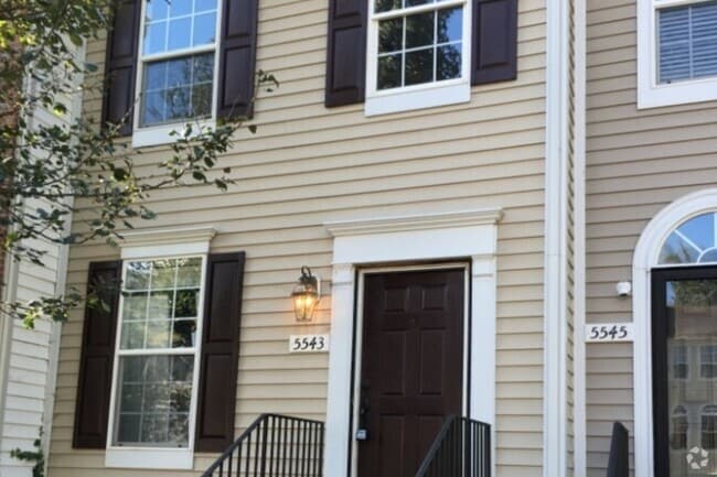 Building Photo - 5543 Crabtree Park Ct