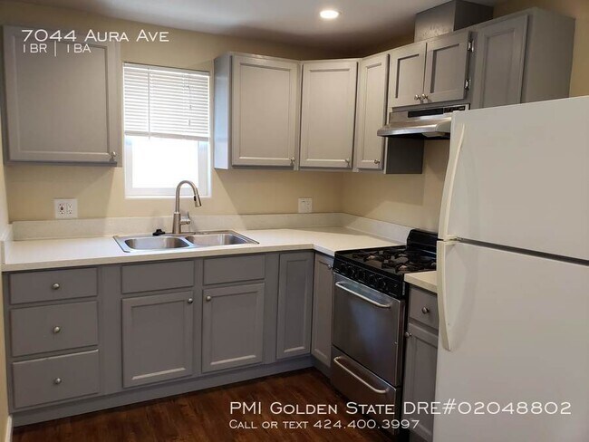 Building Photo - 7044 Aura Ave