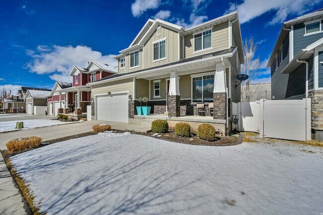 Building Photo - 794 Star Spangled Dr