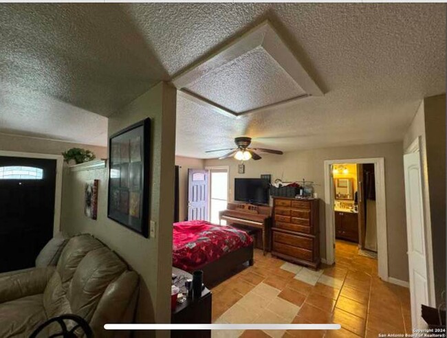 Building Photo - 103 Bernice Dr