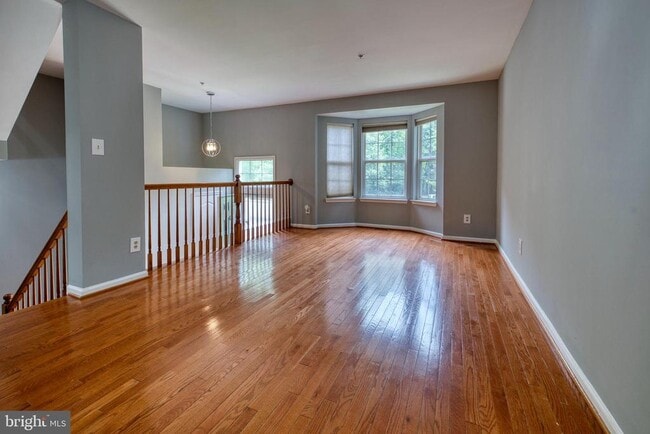 Building Photo - 30 Flaxleaf Ct
