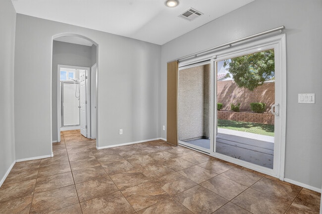 Foto del edificio - 10648 Bandera Mountain Ln