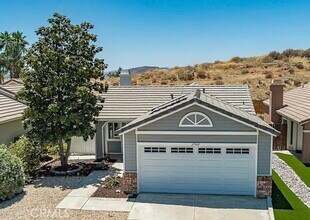 Building Photo - 27969 Hillpointe Dr