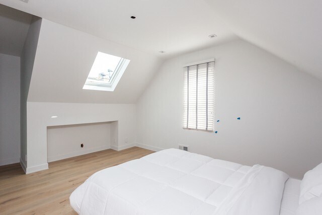 Building Photo - 1313 W Wolfram St