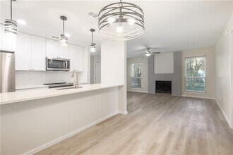 Building Photo - 10616 Mellow Meadow Dr