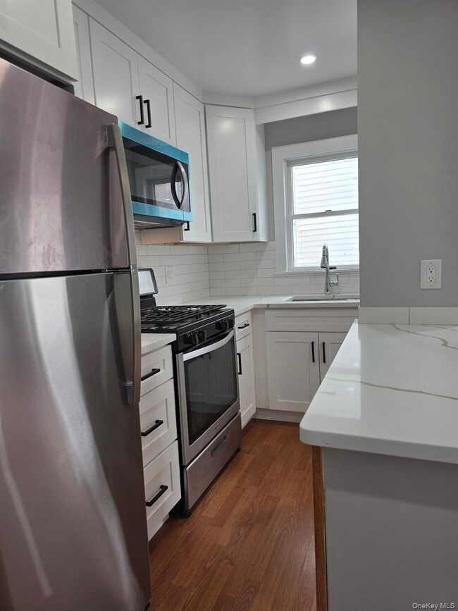 Foto del edificio - 3 Everett Ave