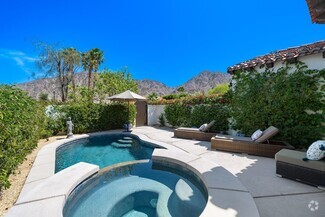 Building Photo - 53385 Avenida Mendoza