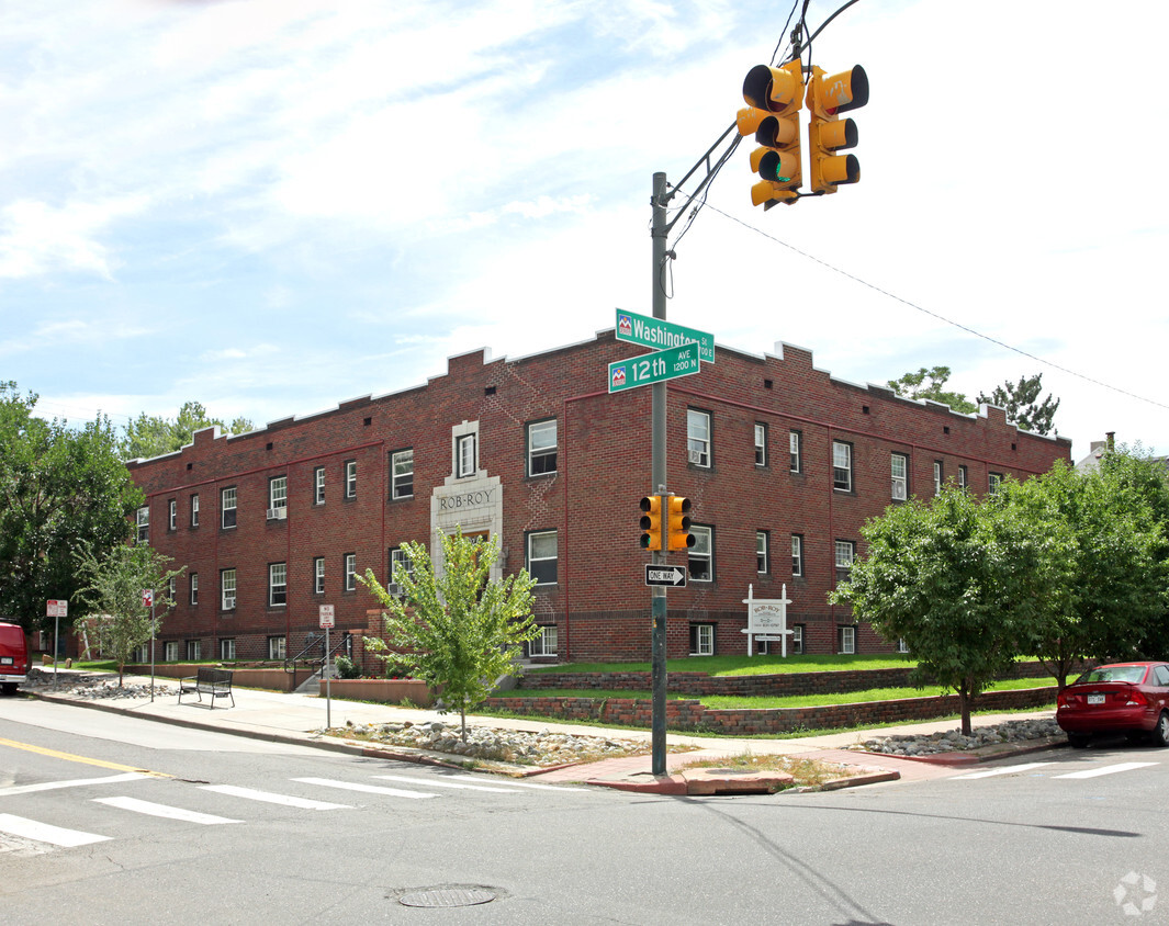 Primary Photo - Rob Roy Apartments