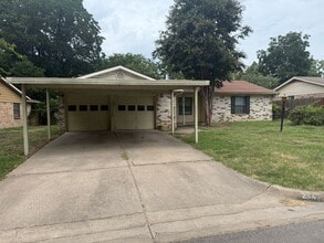 Building Photo - 244 Hialeah Park St