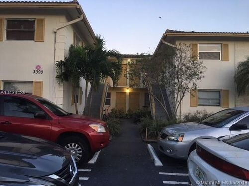 Foto del edificio - 3090 Coral Springs Dr