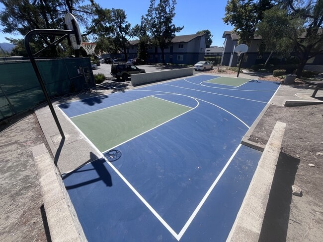 Building Photo - Stoneridge Luxury Apartments