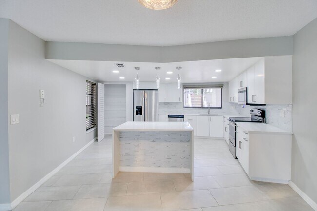 Foto del edificio - 1054 Lotus Cove Ct