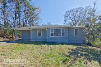 Building Photo - 615 Park Rd