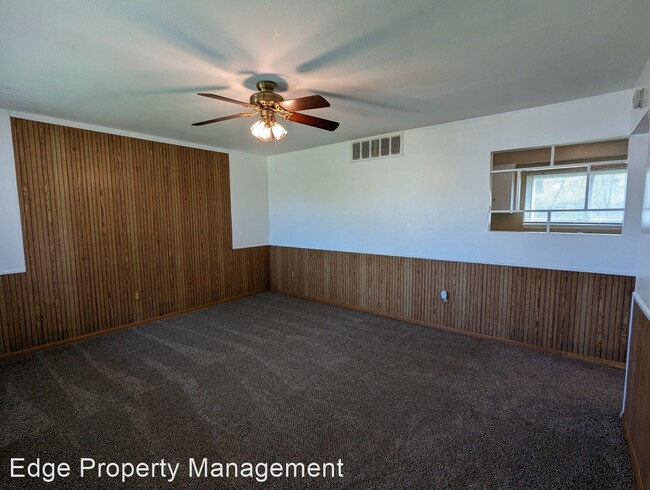 Building Photo - 3 br, 1 bath House - 2320 Packard Dr.
