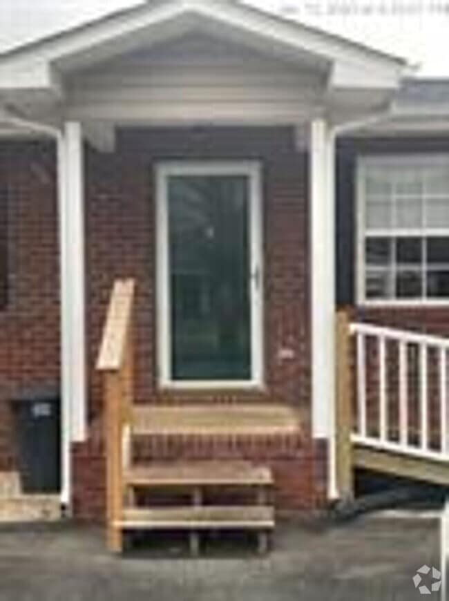 Building Photo - 109 Midnight Dr