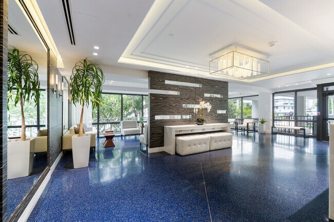 Foto del edificio - 4301 Collins Ave
