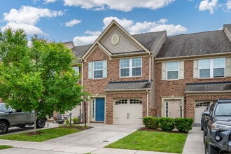Building Photo - 8954 Ringview Dr