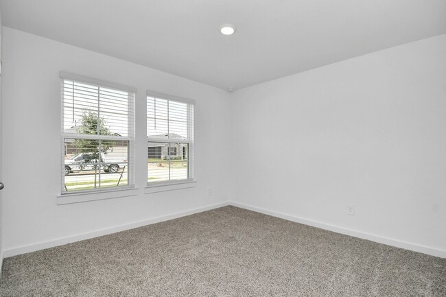 Building Photo - 1115 Desert Willow Dr