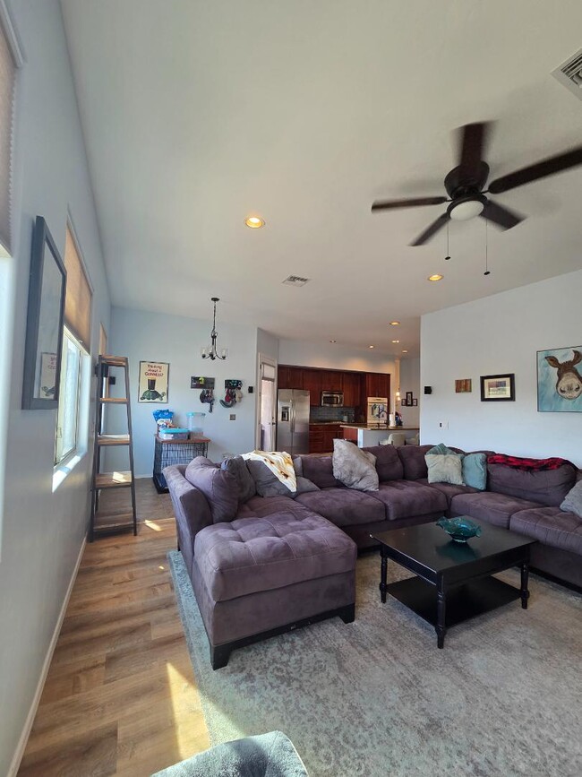 Building Photo - 10610 Garnet Sky Ct