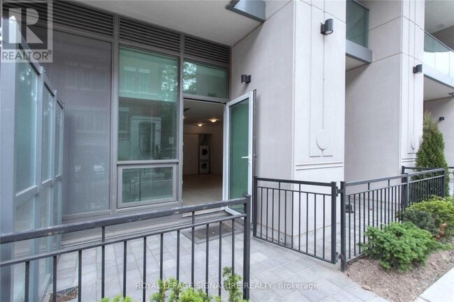 Building Photo - 377 Madison Ave