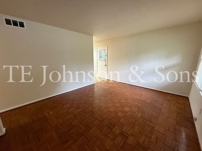 Photo - 4218 S Jasmin Ct House