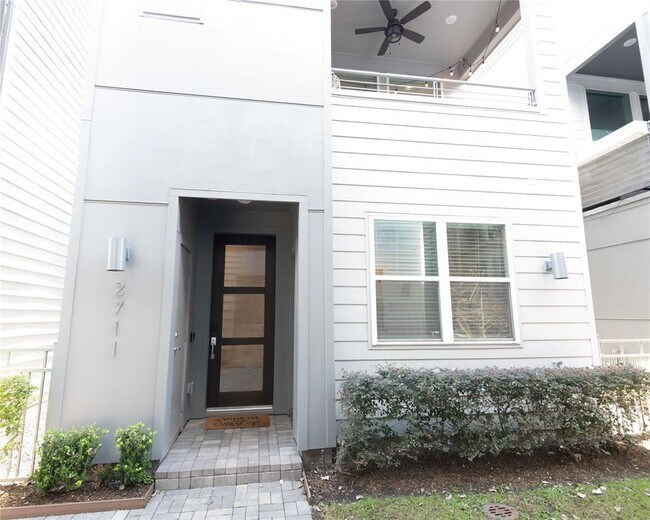 Foto del edificio - 2711 Eado Grove Ln