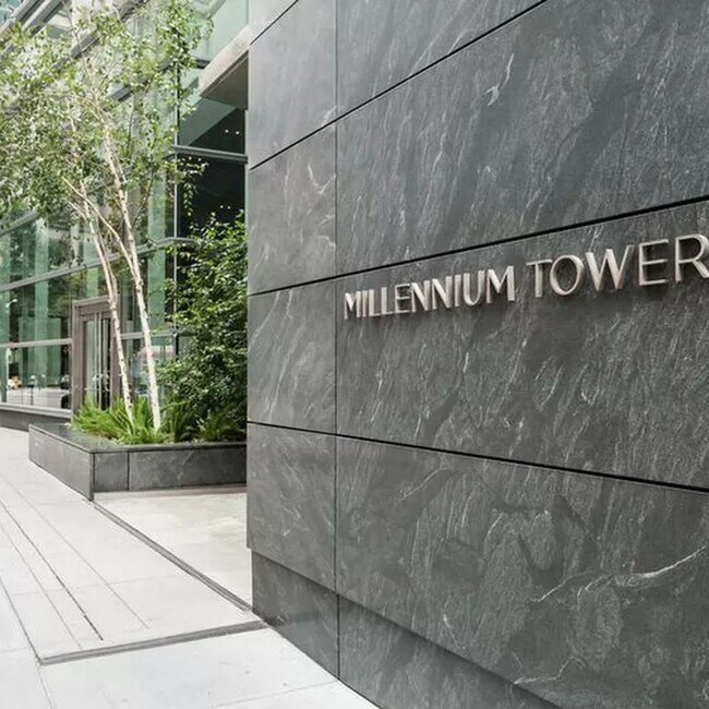 Foto del edificio - Millennium Stunner! 2BR/2BA 1,245sqft! Pet...