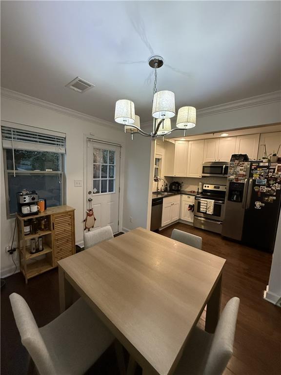 Foto del edificio - 265 Winding River Dr