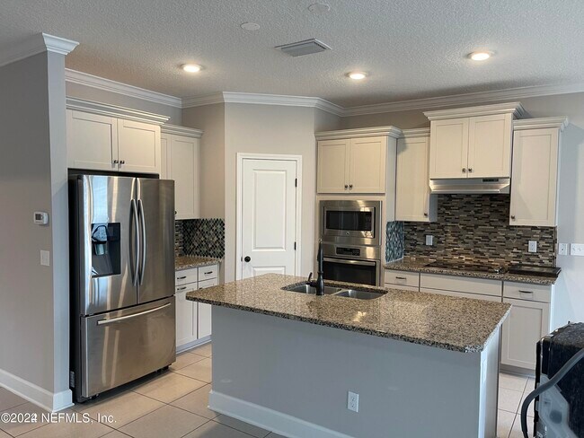 Building Photo - 16229 Dowing Creek Dr