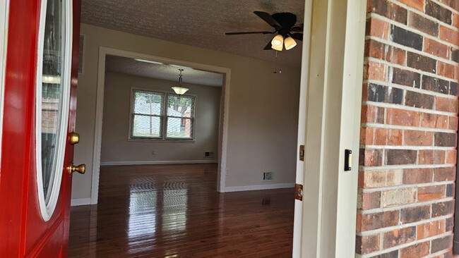 main entrance - 273 Circle Dr