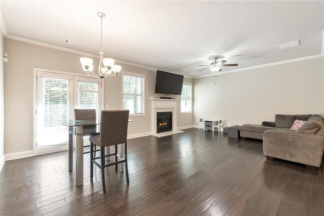 Foto del edificio - 299 Braemore Mill Dr