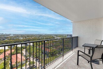 Building Photo - 2103 Port Royale Dr N