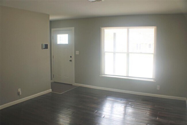 Foto del edificio - 3408 Allendale St