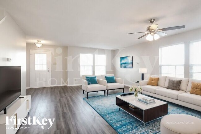 Foto del edificio - 1605 Howell Dr