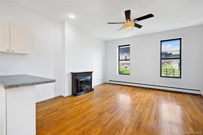 Foto del edificio - 118 W 136th St
