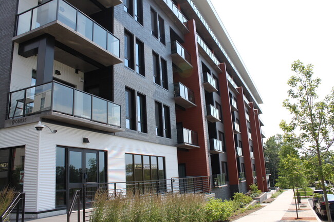 Brand-new state-of-the-art building built by S.D. Ireland - 125 Cambrian Way