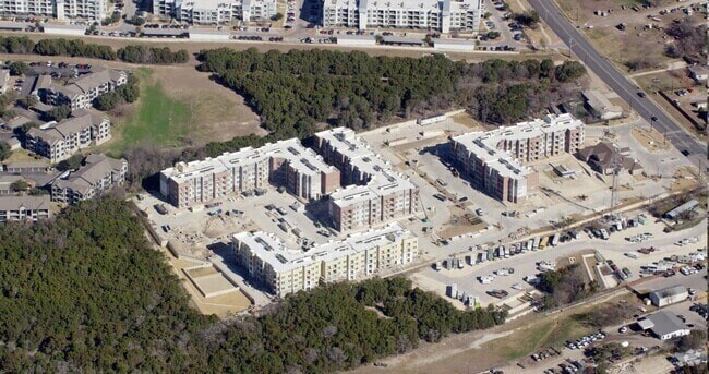 Building Photo - Modern Comfort: Stylish 1 Bedroom Apartmen...