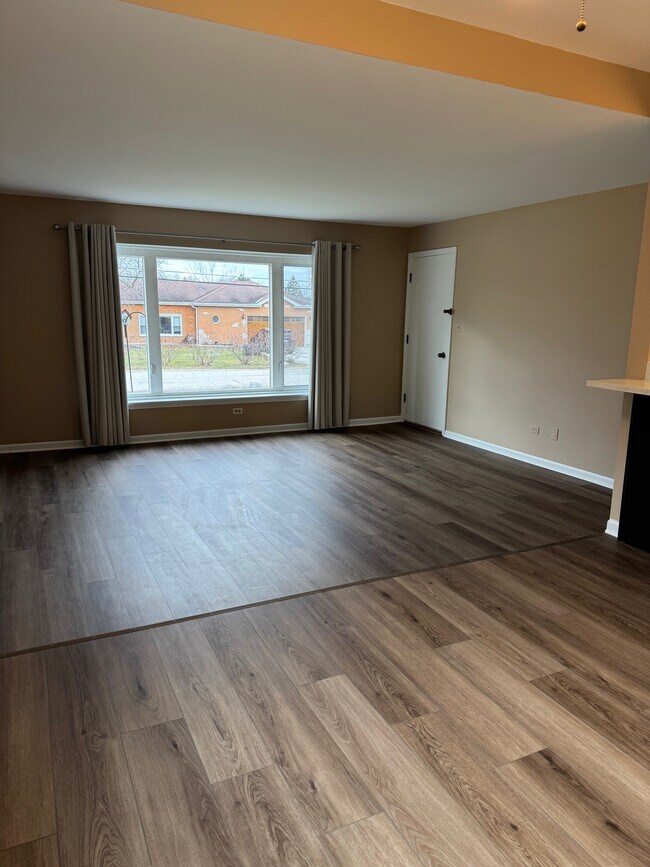 Foto del edificio - 9731 S 90th Ave