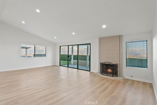 Foto del edificio - 30962 Ariana Ln