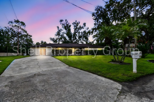 Building Photo - 16901 Melba Ln