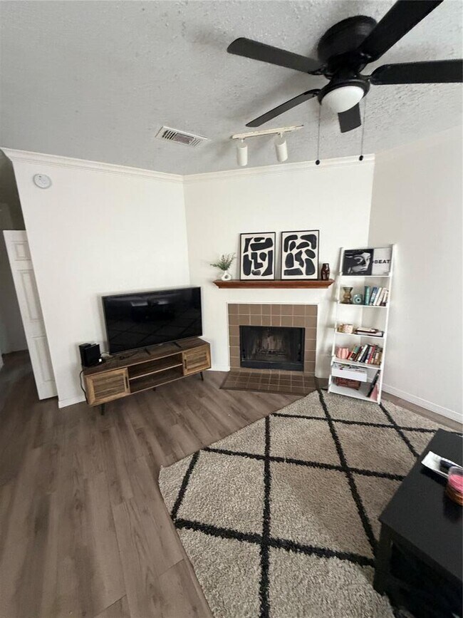 Foto del edificio - 915 W 23rd St