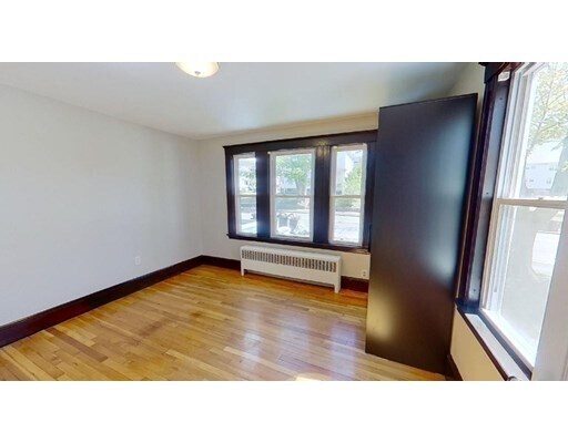 Building Photo - 163 Kendrick Ave