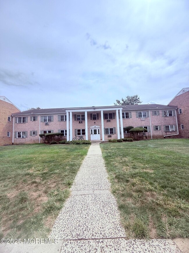 Building Photo - 28 Windsor Terrace