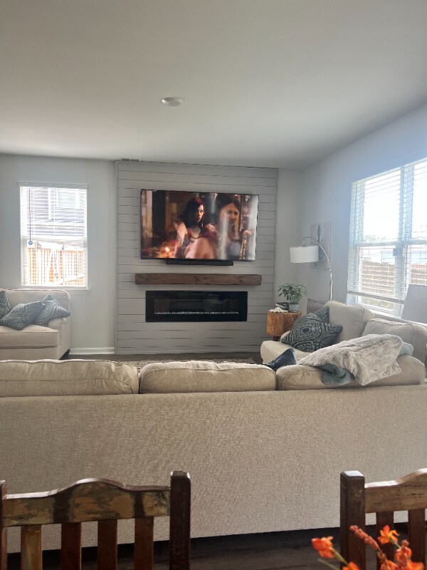 Foto del edificio - 5336 Black Oak Ct