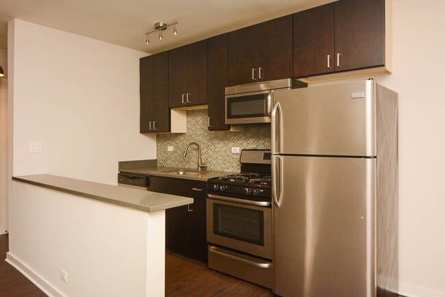 Building Photo - 2410 N Kedzie Blvd
