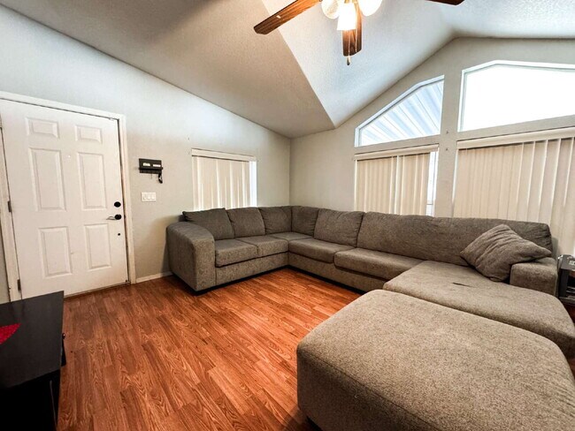 Building Photo - "Well-Maintained 3-Bed, 2-Bath Home in Foothills"!